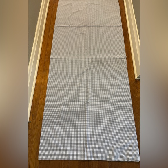 Pottery Barn kids twin blue gingham duvet cover, button closure, like new - Picture 4 of 6